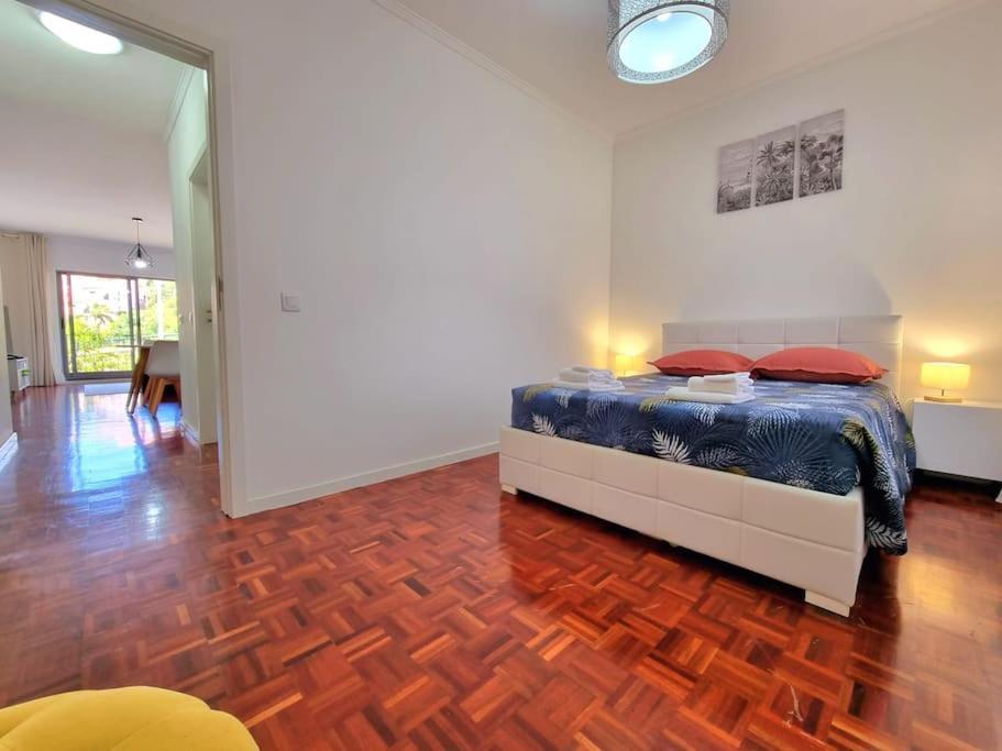 Junto Ao Mar - T1 Apartment Santa Cruz (Madeira)